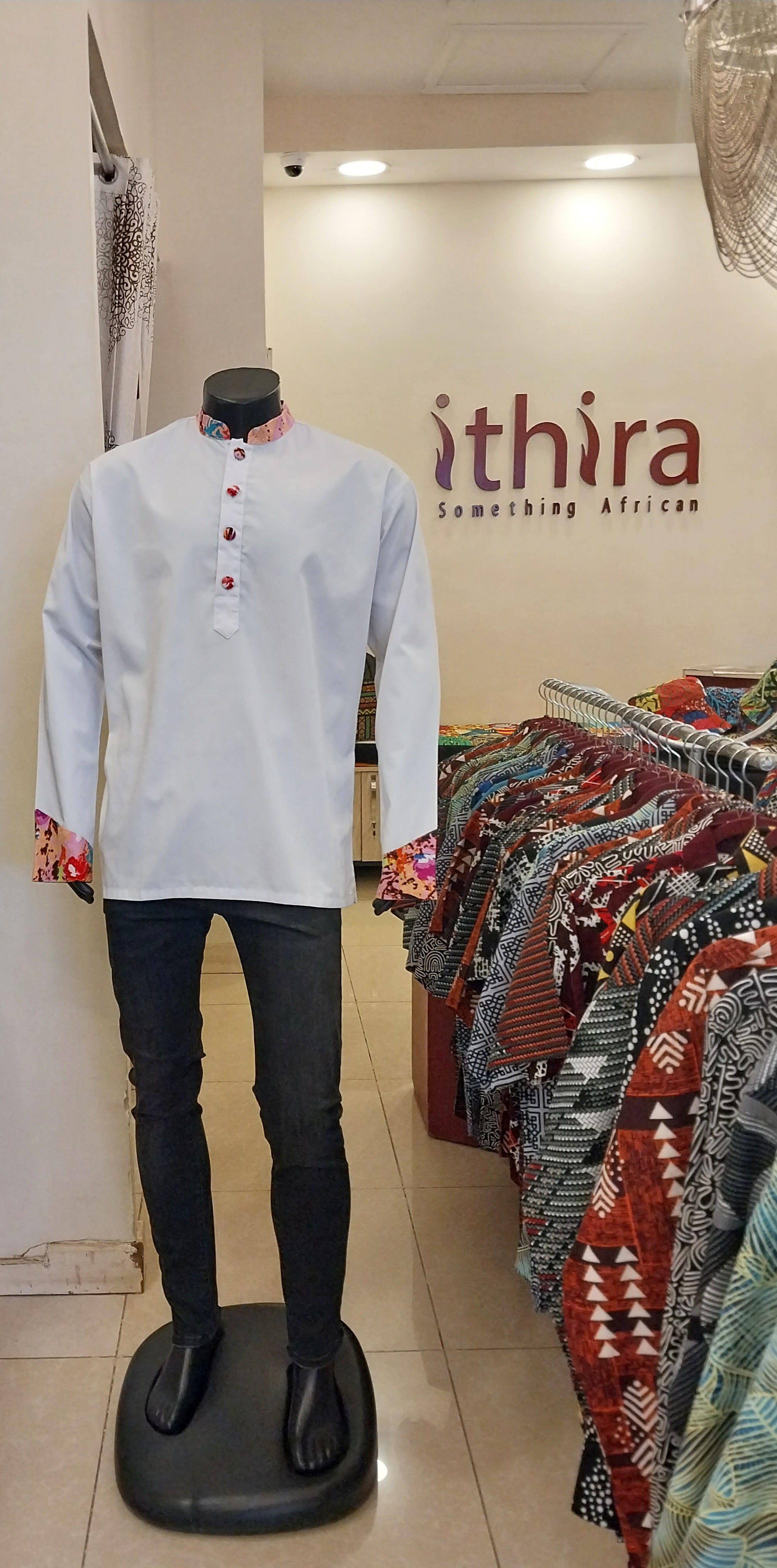 White Minimalist Office Collar Shirt - Men's Short Sleeve Button-Down Shirt