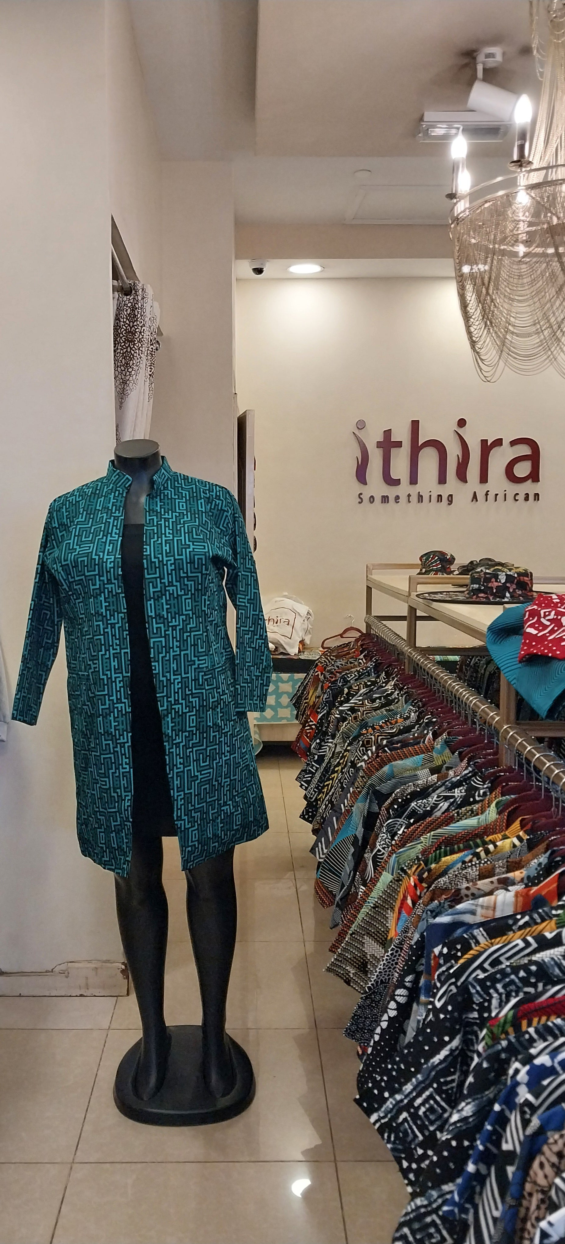 Knee-Length Kimono – Stylish Lightweight Cover-Up